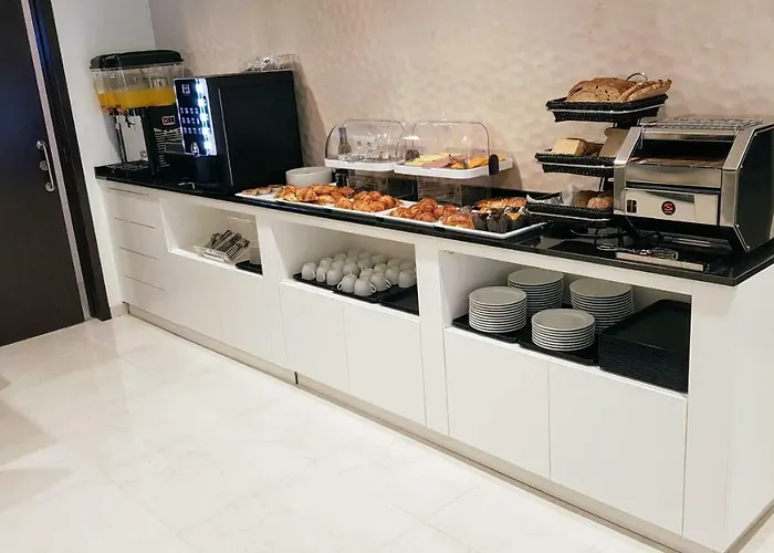 Porto City Hotel
