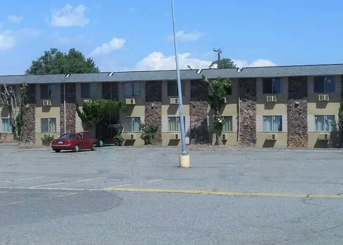 Loyalty Inn Pasco