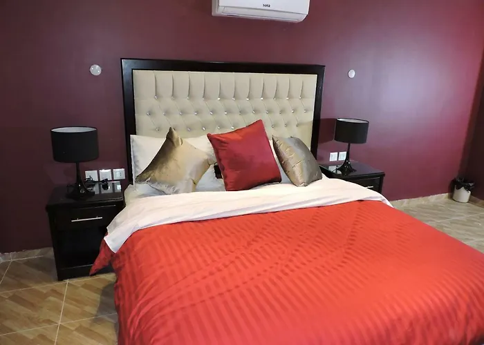 Valentine Inn Luxury