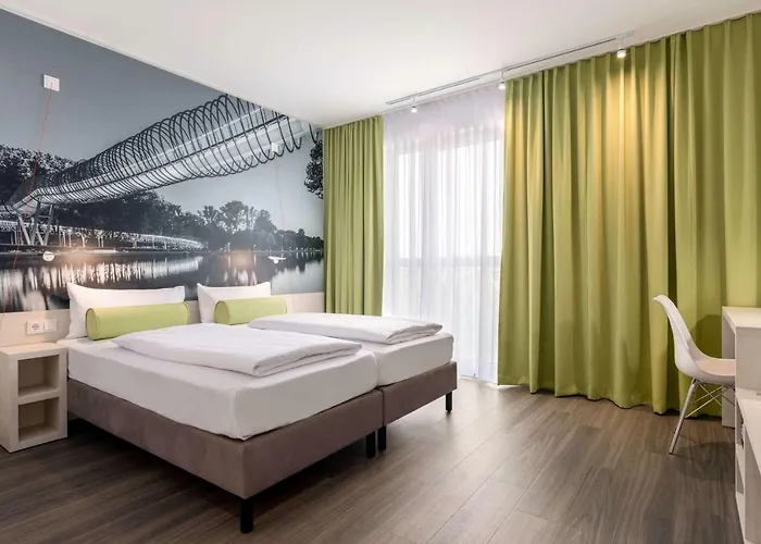 Super 8 By Wyndham Oberhausen Am Centro