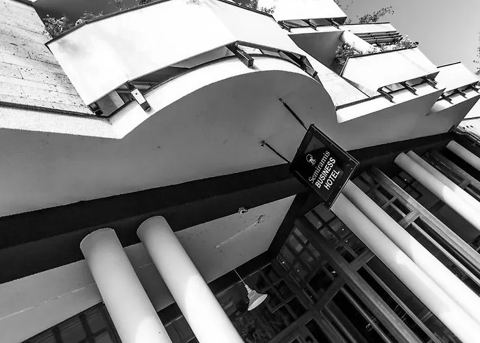 Semiramis Business Hotel