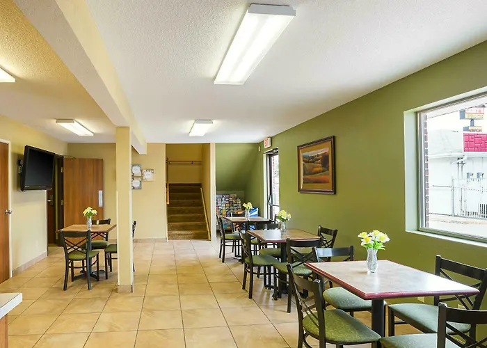 Rodeway Inn & Suites Kearney