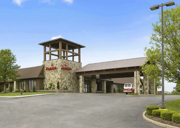 Ramada By Wyndham Greensburg Hotel & Conference Center