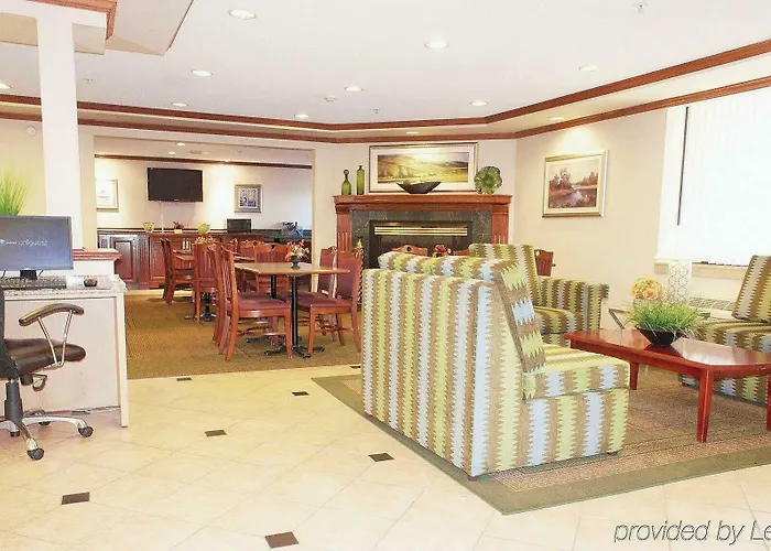 La Quinta Inn By Wyndham Milwaukee West Brookfield