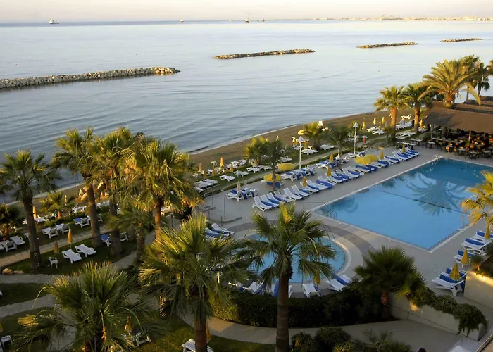 Palm Beach Hotel&Bungalows Larnaka