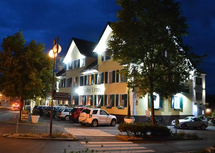 Hotel Pension Loewen Nahe Feldkirch - Guenstige Zimmer Fuer Urlauber, Firmen Und Monteure