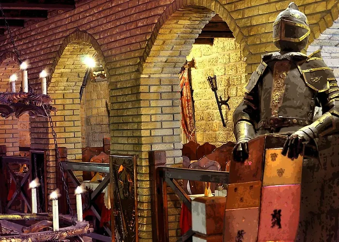 Готельно-Ресторанний Комплекс «Галицький Замок»