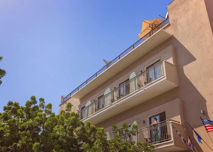 Kalvin Boutique Hotel By Levinsky Market Tel-Aviv