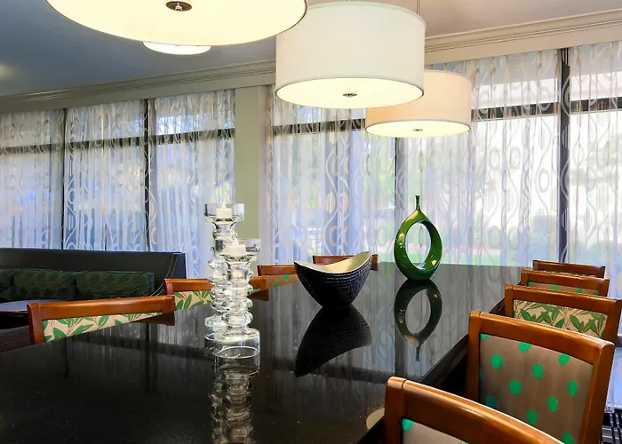 Red Lion Inn & Suites Hattiesburg