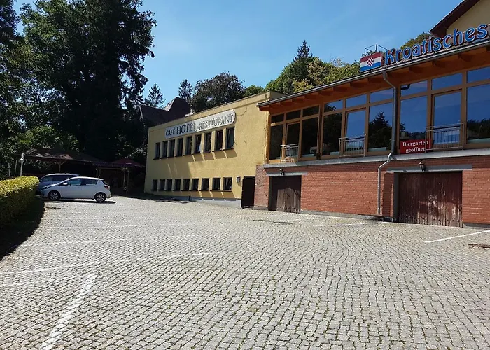 Hotel - Restaurant Sophienaue