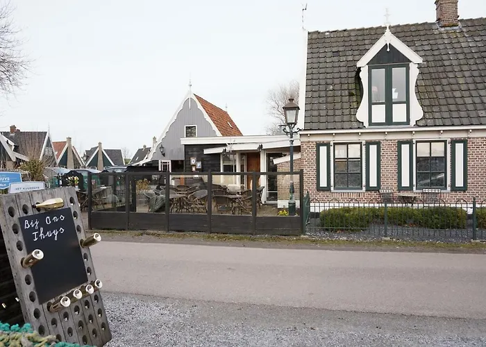 Vakantieverblijf aan de dijk Hotel Hippolytushoef