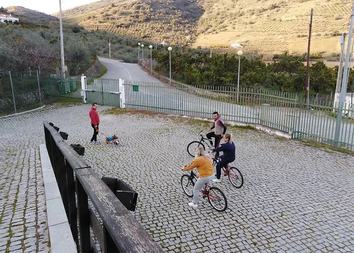 Moradias Douro Internacional Hotel Freixo de Espada à Cinta