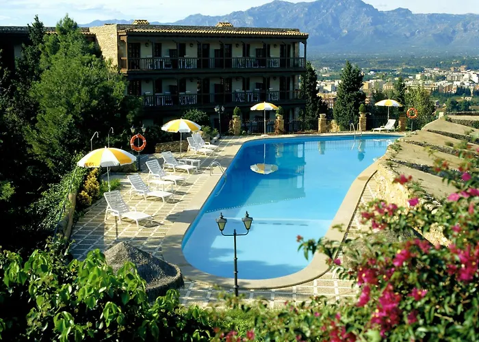 Parador De Tortosa