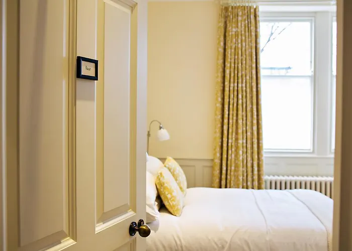 Houndgate Townhouse