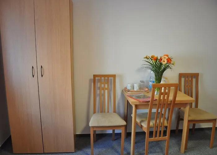 Hotel Decin Na Skrivance