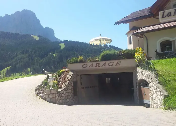 Garni La Majon