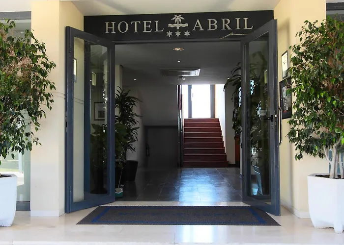 Hotel Abril