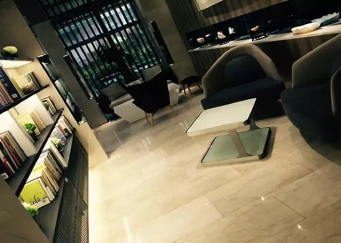Atour Hotel