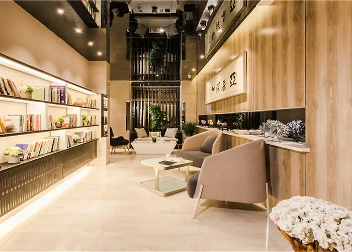 Atour Hotel