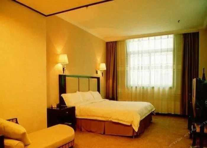 Red Leaf Hotel
