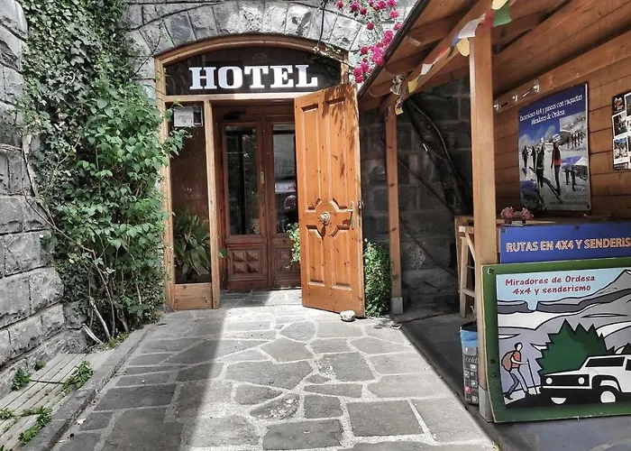Hotel Sorrosal Broto