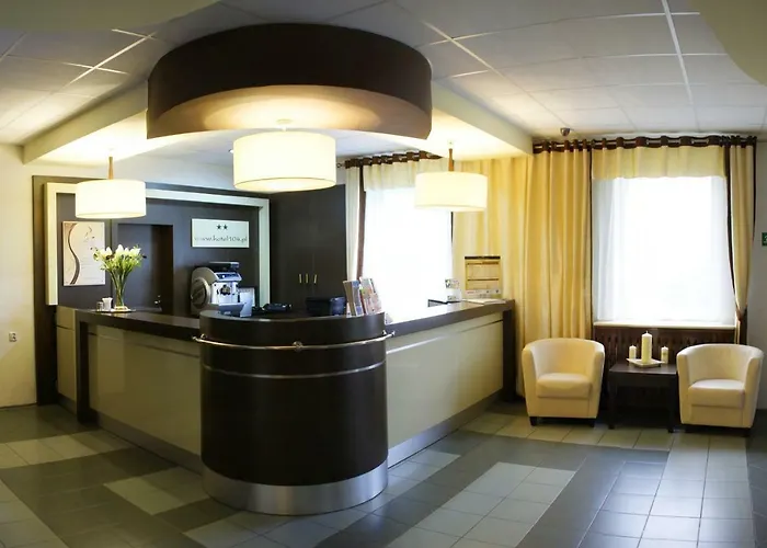 Hotel 104