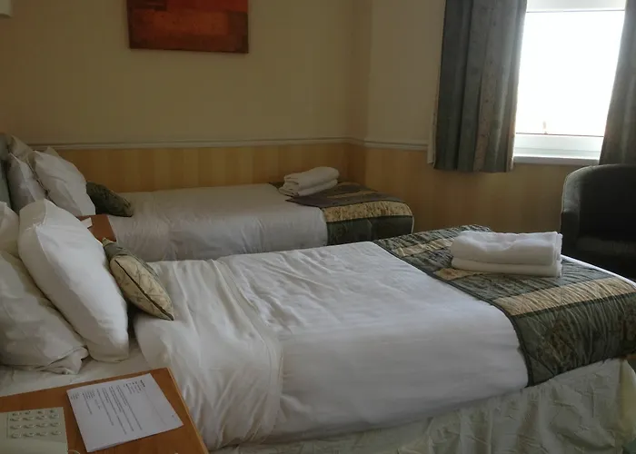 Monarch Hotel