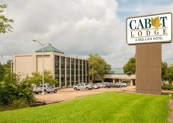 Cabot Lodge Millsaps