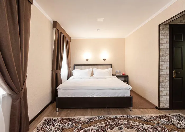 Voyage Hotel
