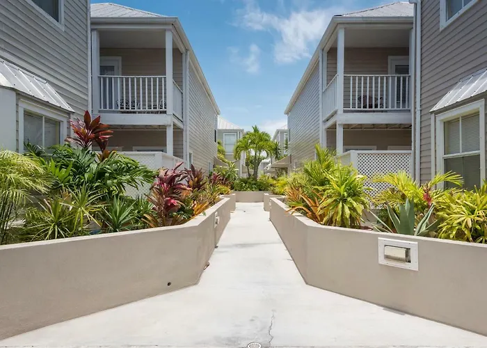 Casa Bonita @ Duval Square R1 Apartment Key West
