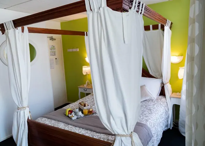 Hotel Henri IV