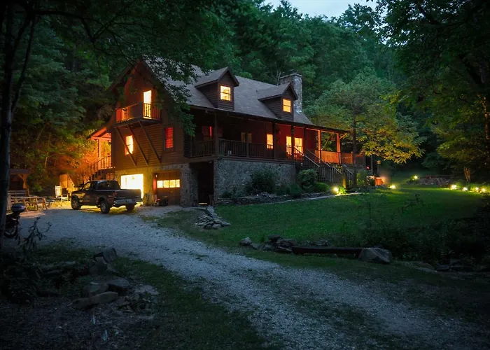 Creekside Paradise Bed And Breakfast