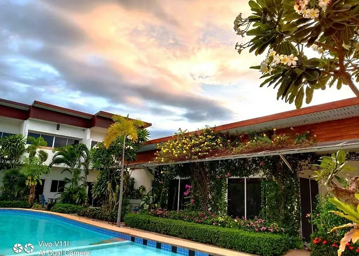 Baan Sabaaidee - Adult Friendly