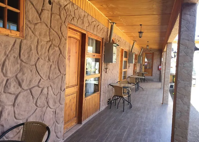 La Tribu Del Indio, Desayuno Incluido