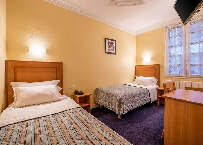 Comfort Hotel Au Firmament Asnieres-Sur-Seine