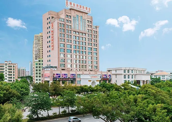 Vienna Hotel Guangdong Maoming Railway Station