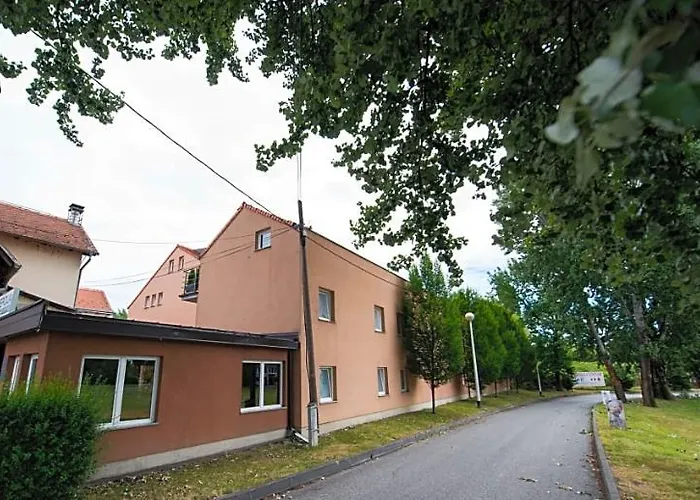 Integralni Hotel & Hostel Zagreb