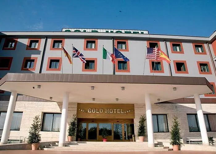Gold Hotel