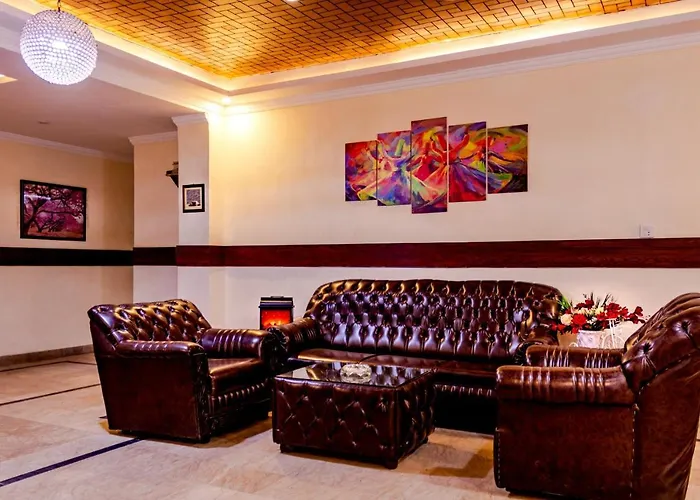 Rose Palace Hotel, Gulberg