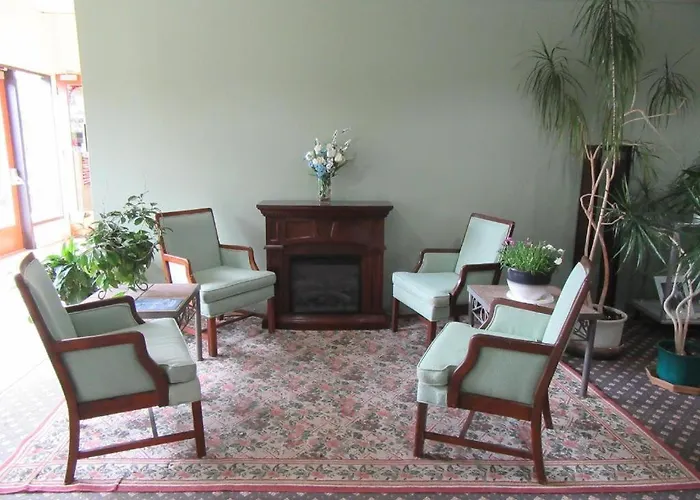 Providence Place Inn