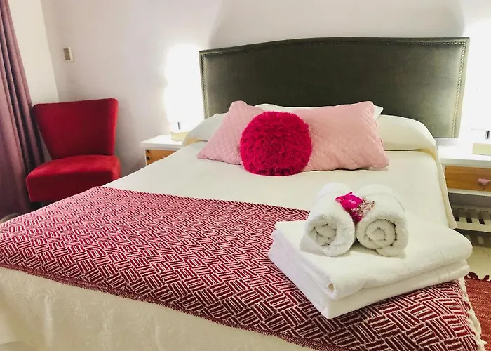 Unique Hotel & Suites
