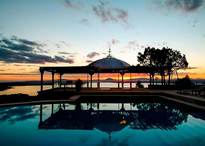 Las Cumbres Hotel