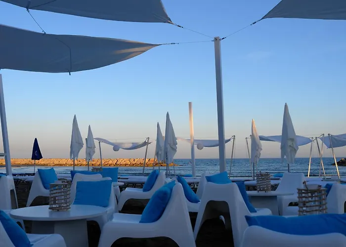 Sandy Beach Hotel & Spa