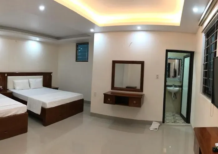 Binh Minh Riverside Hotel
