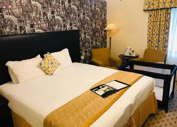 Kingston Lodge Hotel