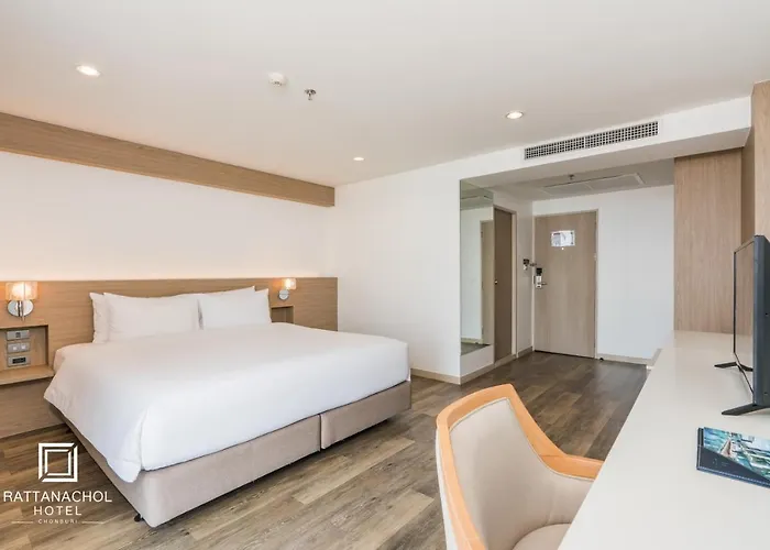 Rattanachol Hotel