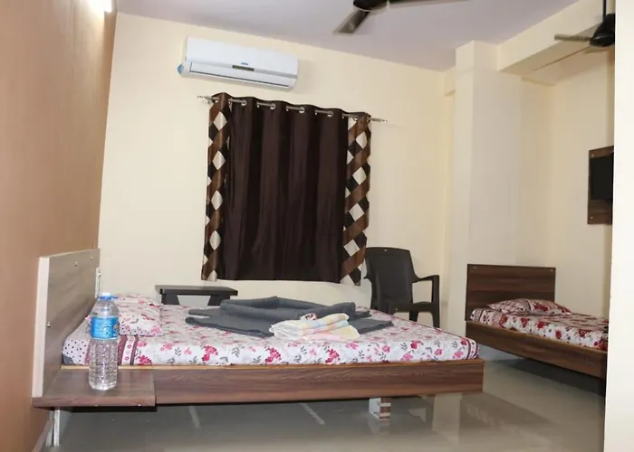 Hotel Laxmi Sadan