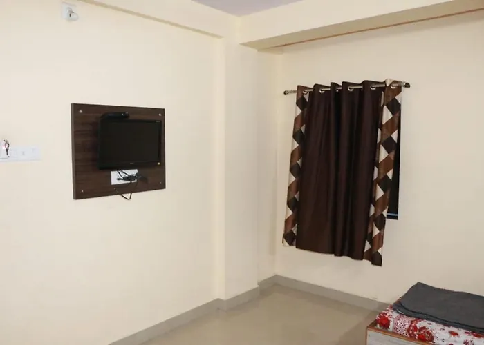 Hotel Laxmi Sadan