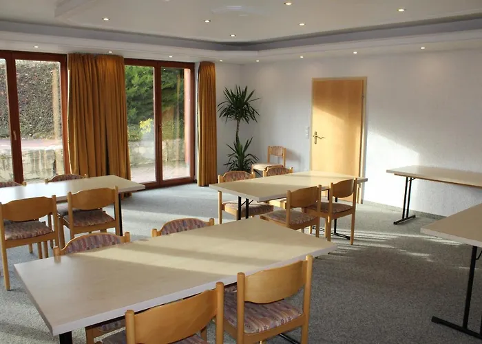 Hotel Am Waldeck Mit Restaurant