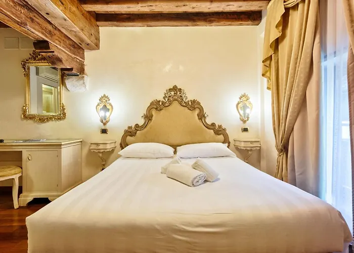 Hotel Vecellio Venice On The Lagoon
